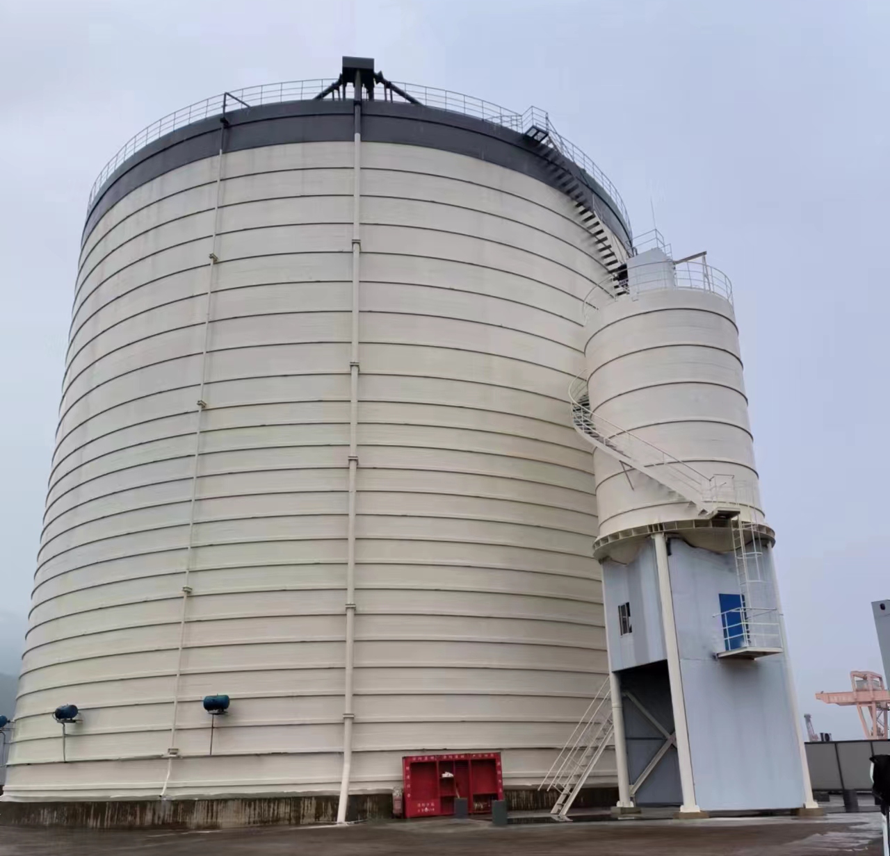 运粮湖管理区10万吨水泥钢板库